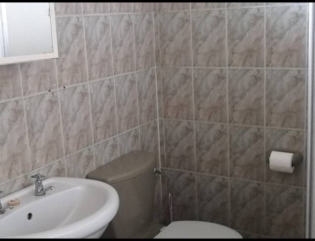 3 BEDROOM HOUSE SOLD IN STILFONTEIN EXT 1
